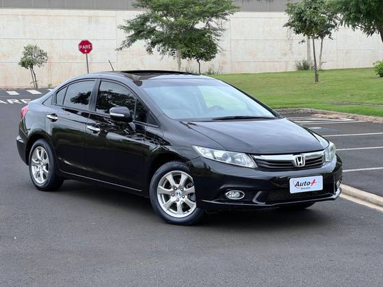 HONDA CIVIC 1.8 EXS 16V FLEX 4P AUTOMÁTICO HONDA CIVIC 1.8 EXS 16V FLEX 4P AUTOMÁTICO